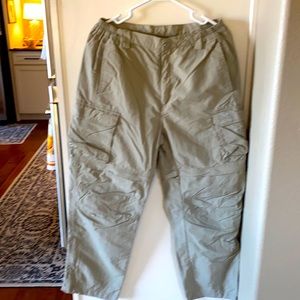 Arcteryx light stone color, lightweight pants:27” inseam